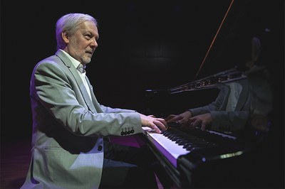UPC will confer an honorary doctorate on Ignasi Terraza, pianist and computer engineer